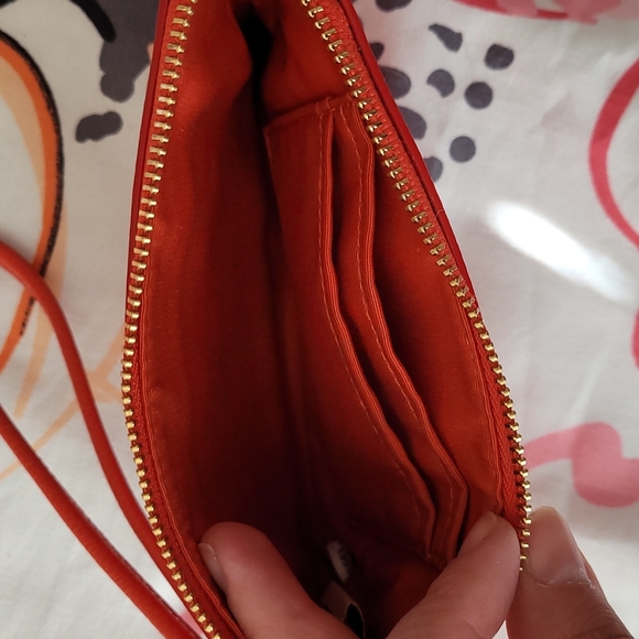 Coach Burnt Orange Wristlet NWOT - Picture 4 of 6